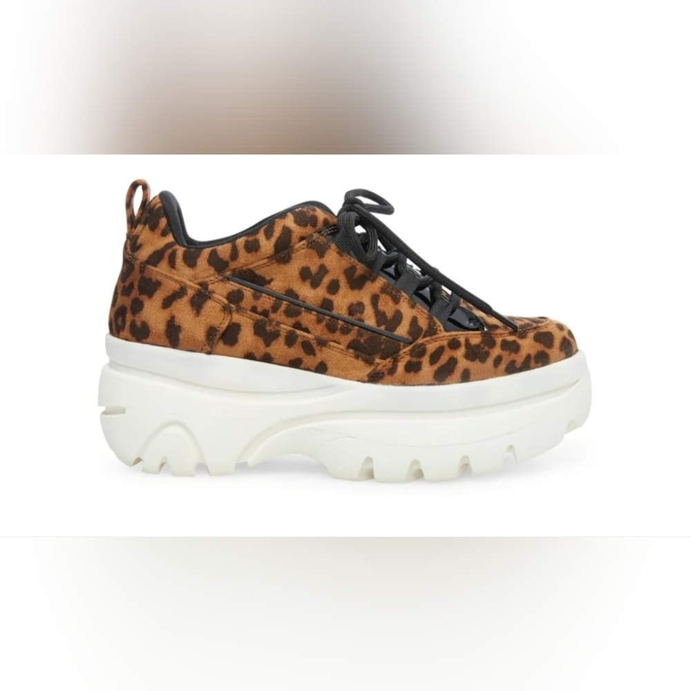 Madden by Steve Madden Leopard Print Platform Shoes Size 8.5 Excellent condition